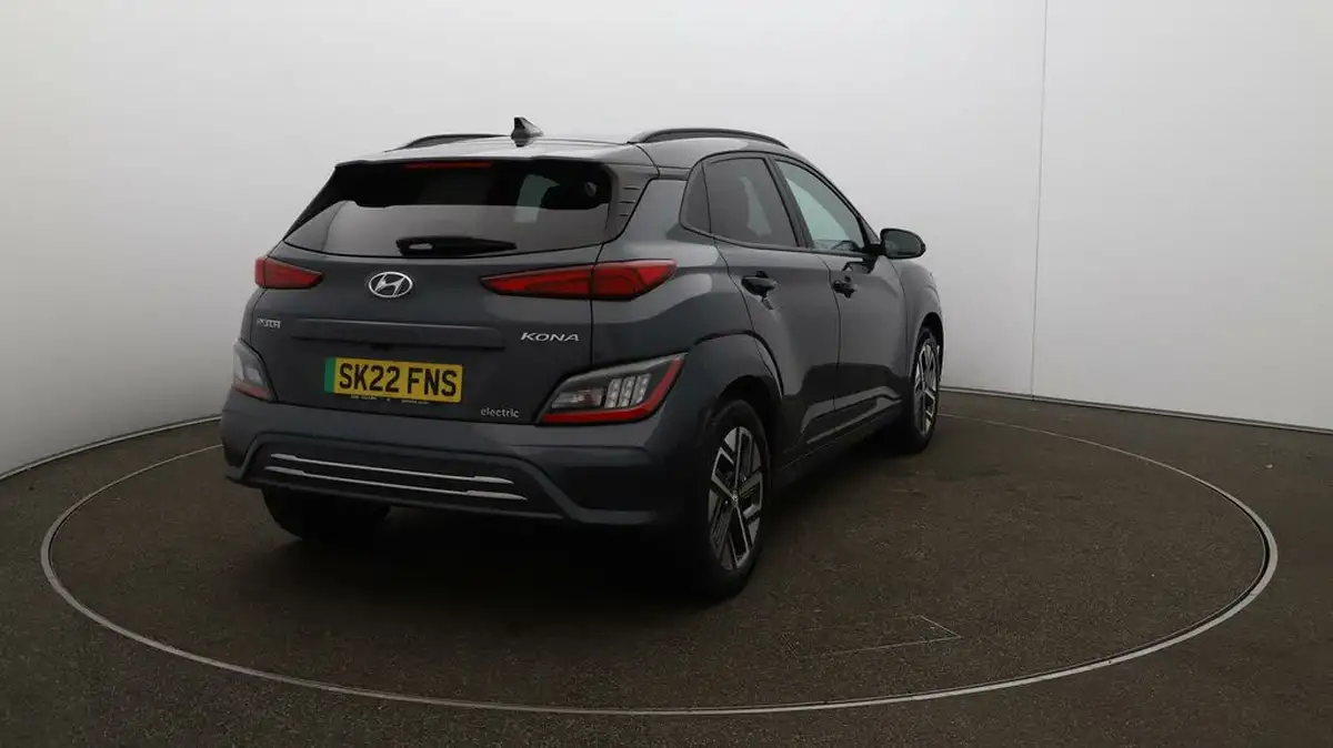 2022-hyundai-kona-e-premium-204ps-64kwh-7kw-obc-big-47