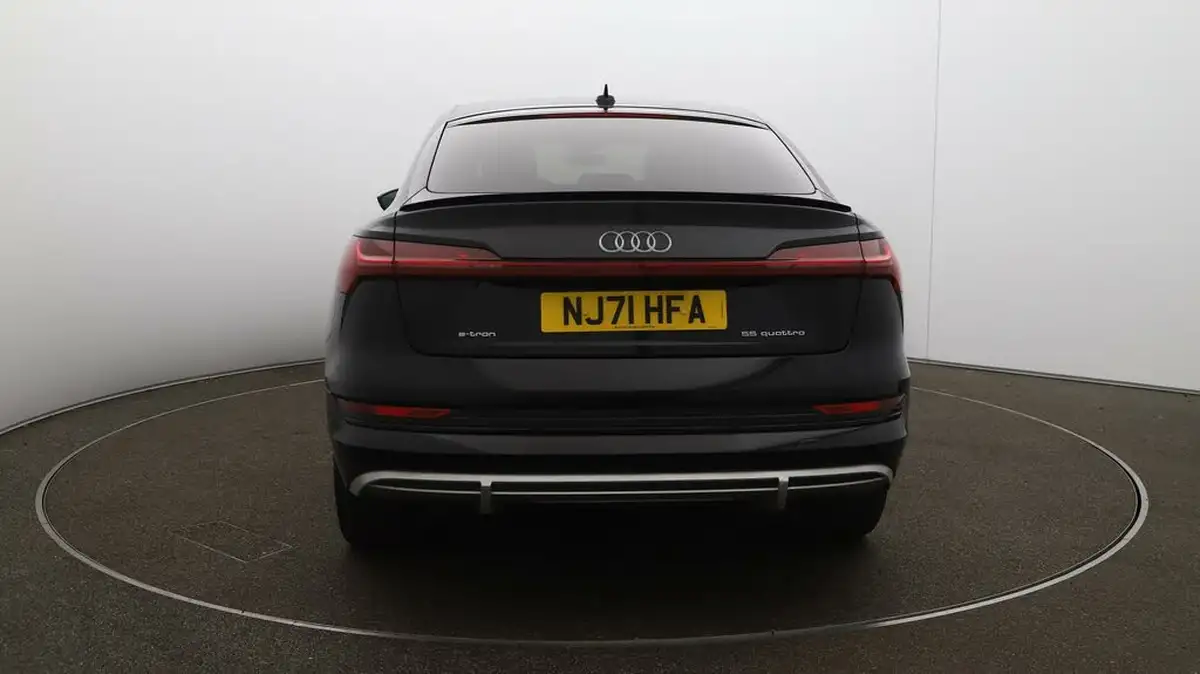 2021-audi-e-tron-55e-s-line-sportback-big-6