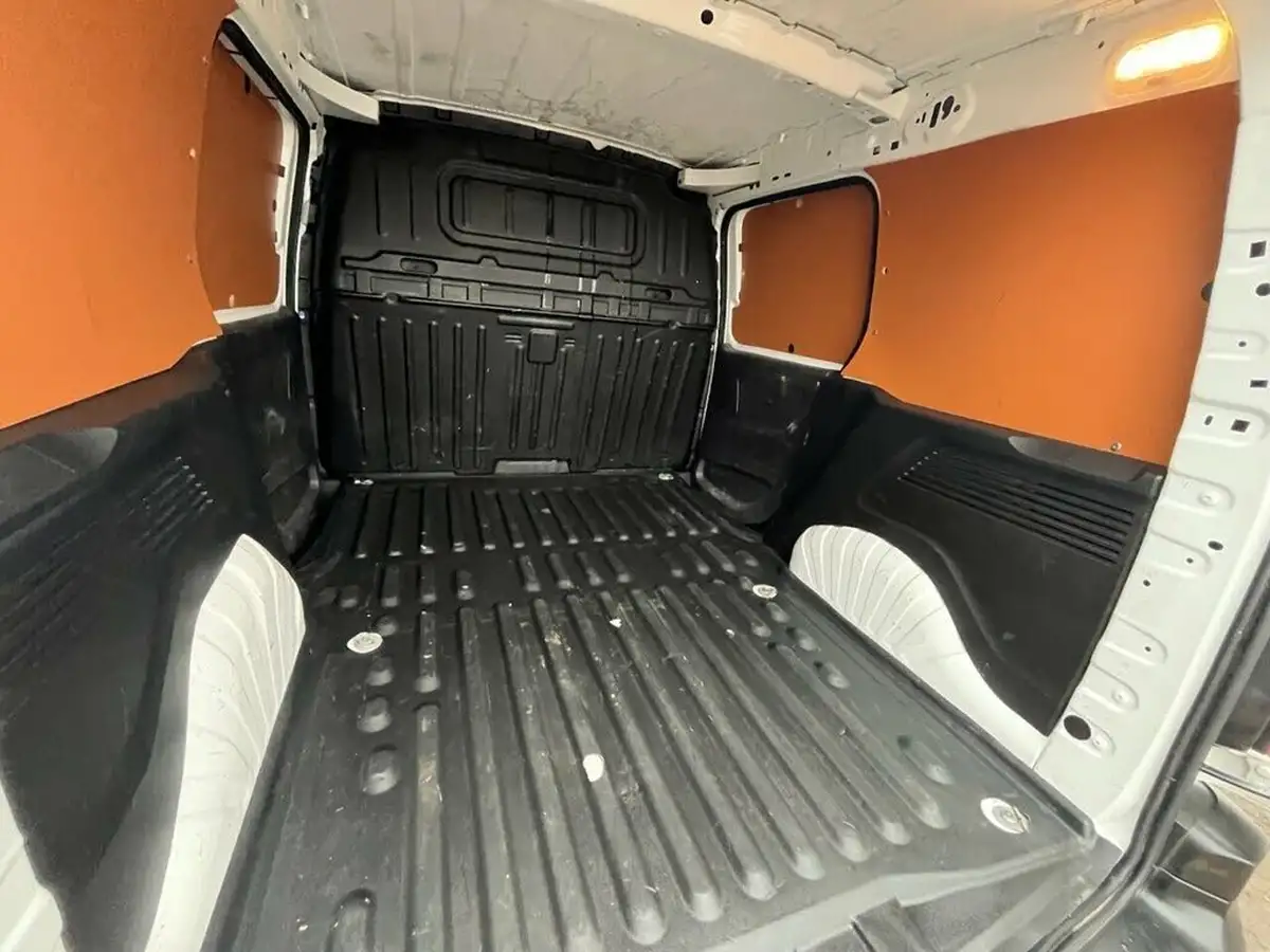 2021-toyota-proace-city-15d-active-100hpeu6dt-e-big-19