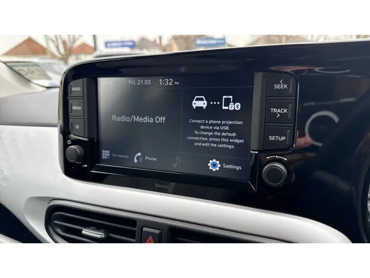 2020-hyundai-i10-10-premium-auto-big-25