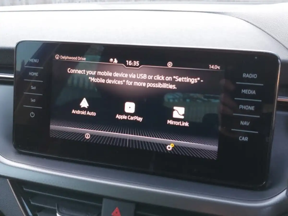 2022-skoda-kamiq-15-tsi-se-l-big-17