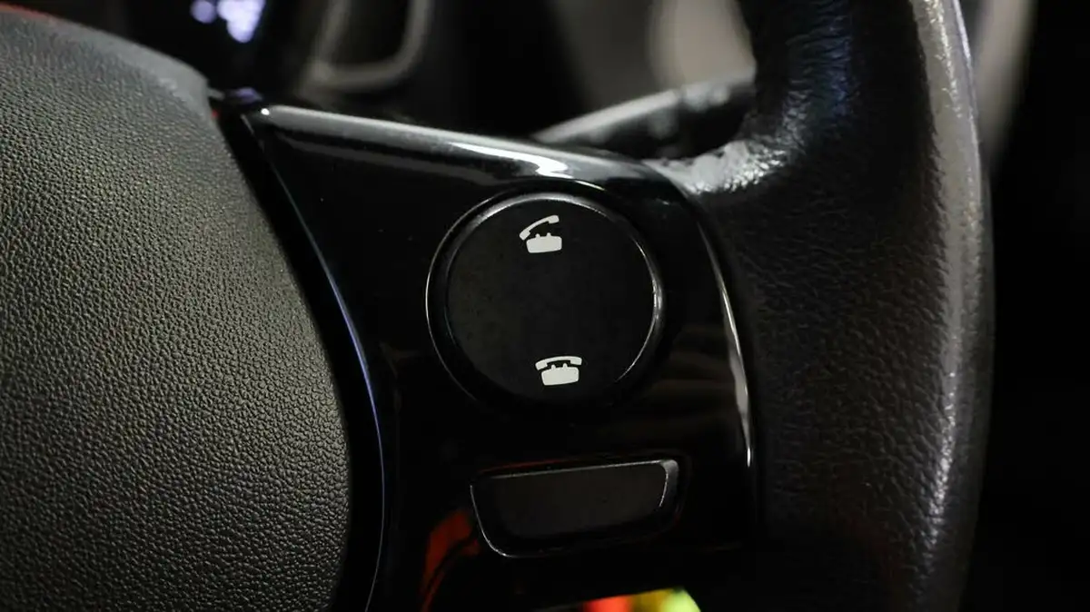 2019-citroen-c1-10-vti-flair-72ps-ss-5d-big-22