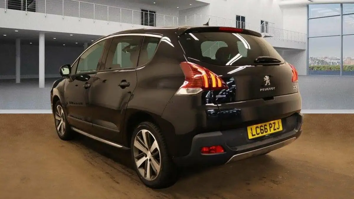 2017-peugeot-3008-crossover-16bluehdi-allure-auto-big-2