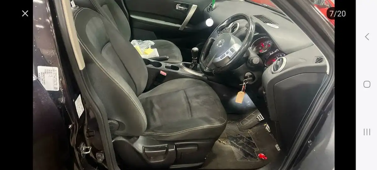 2011-nissan-qashqai-15td-n-tec-big-5