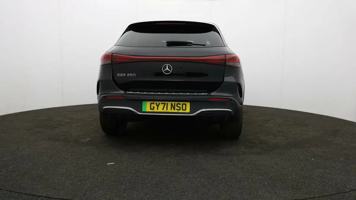 2022-mercedes-benz-eqa-e-eqa-250-amg-line-big-5