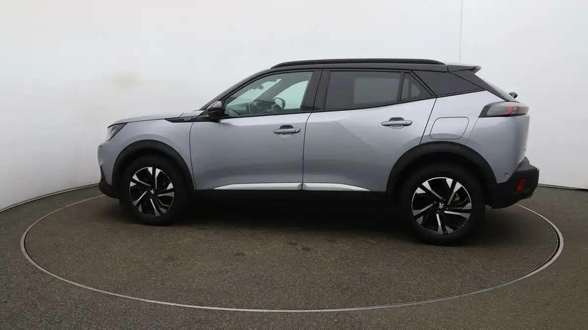2022-peugeot-2008-suv-12-puretech-gt-big-51