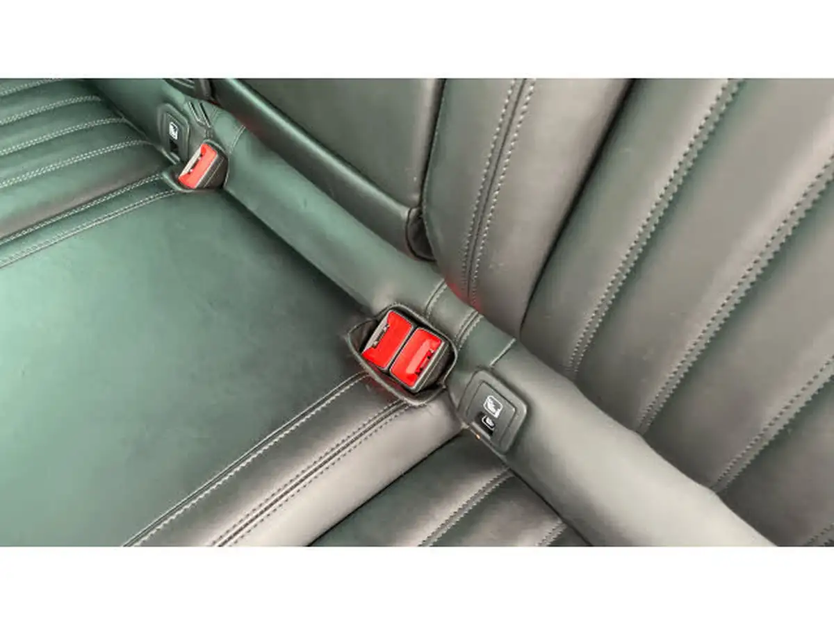 2016-skoda-superb-20tdi-scr-laurin-klement-190ps-4x4-hatchback-dsg-big-16