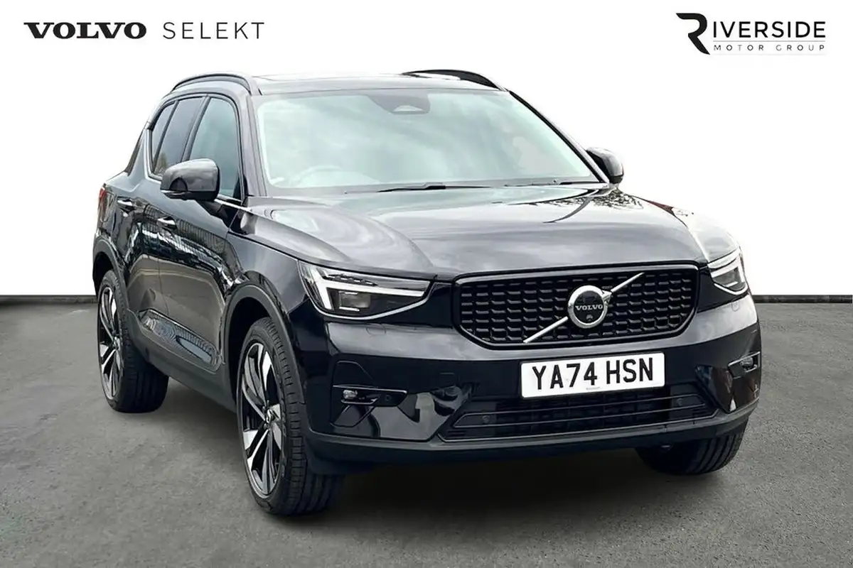 2024-volvo-xc40-20-b3-ultra-bright-big-0