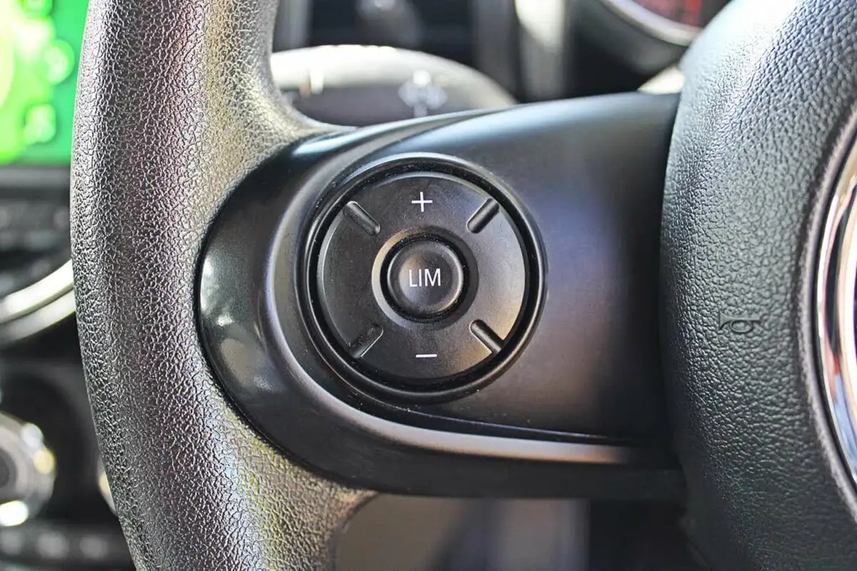2020-mini-countryman-15-cooper-classic-auto-big-20