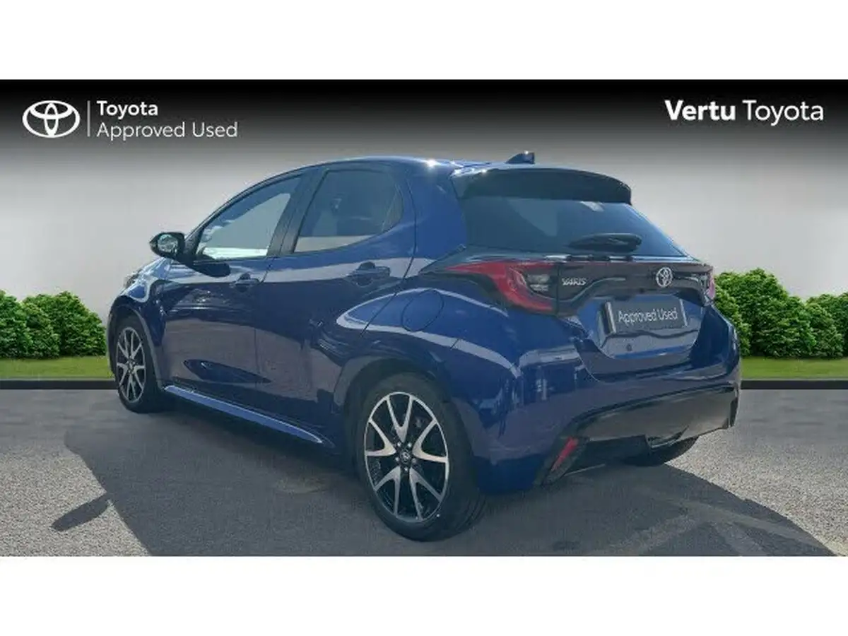 2021-toyota-yaris-15-vvt-i-dynamic-big-3