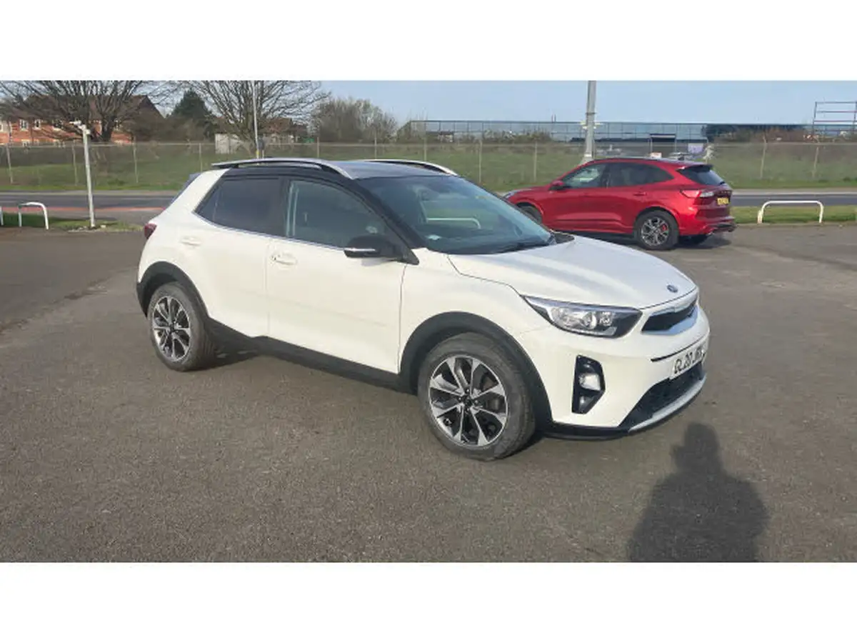2020-kia-stonic-10-t-gdi-4-dct-big-33