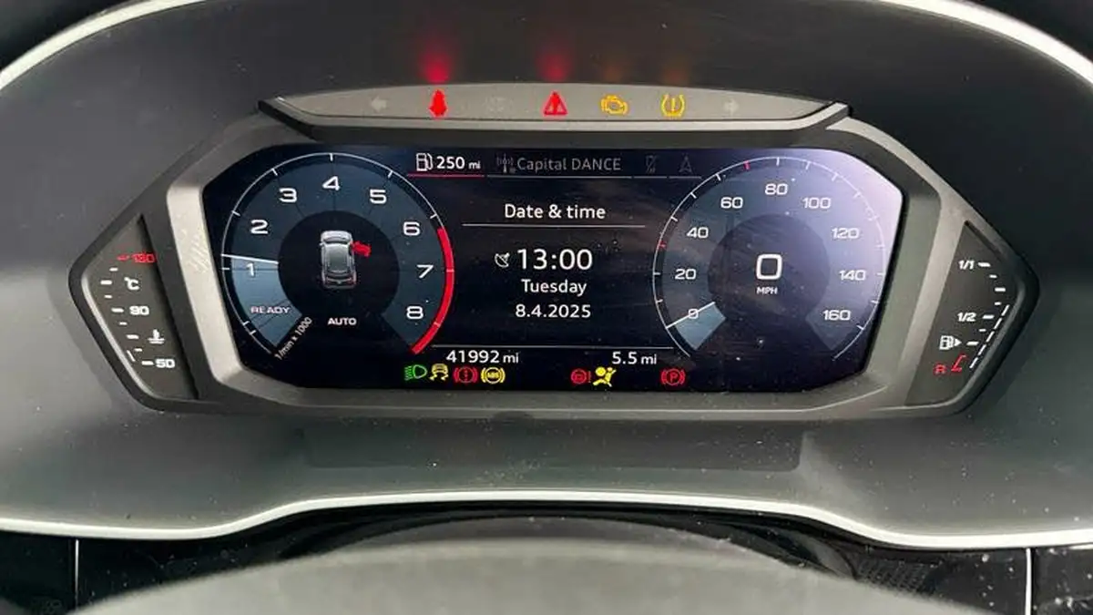 2019-audi-q3-15-35-tfsi-s-line-cod-station-wagon-1498cc-big-23