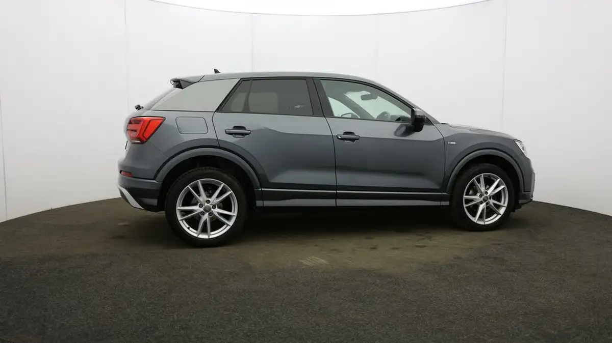 2019-audi-q2-16-30-tdi-s-line-big-46