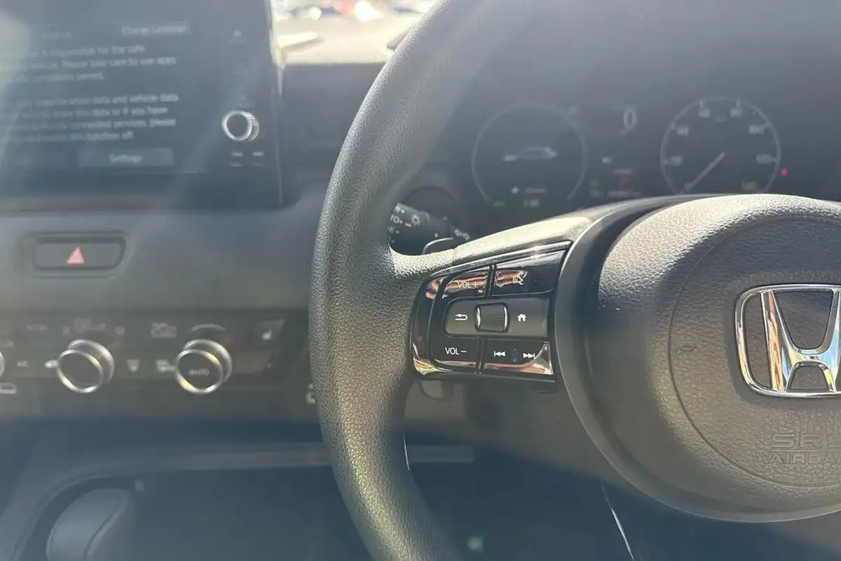 2022-honda-hr-v-15-i-mmd-elegance-big-17