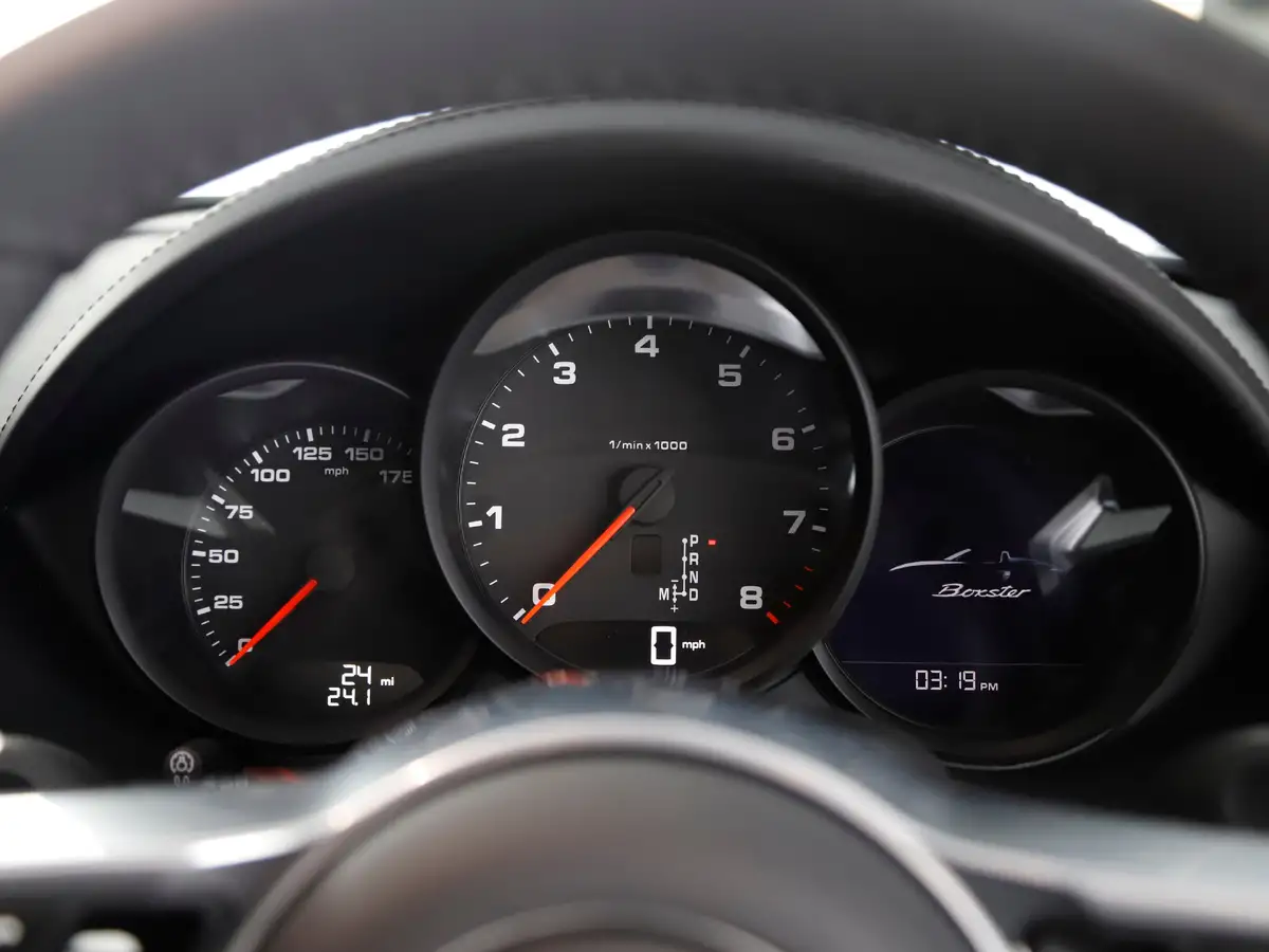 2025-porsche-boxster-718-20-boxster-pdk-big-19