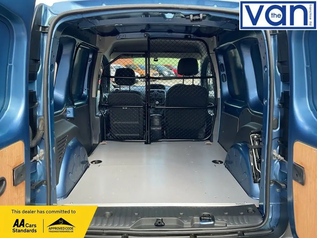 2019-renault-kangoo-15td-ml19-energy-dci-110-business-panel-big-9