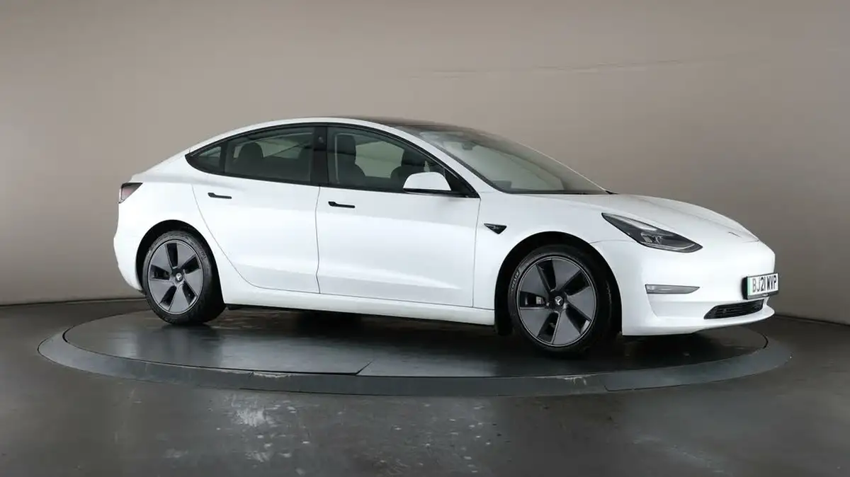 2021-tesla-model-3-e-long-range-4x4-big-47