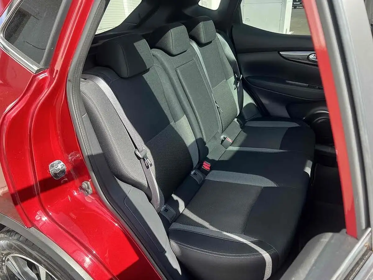 2020-nissan-qashqai-13-dig-t-n-connecta-140ps-big-22