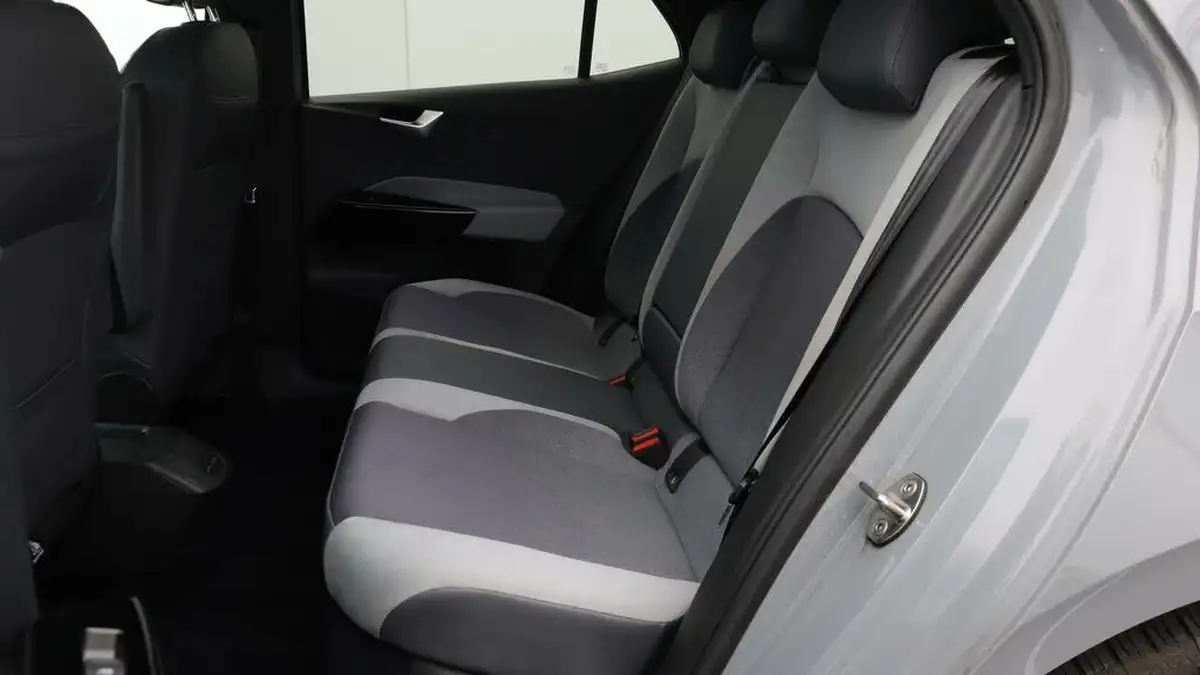 2020-volkswagen-id3-e-style-big-16