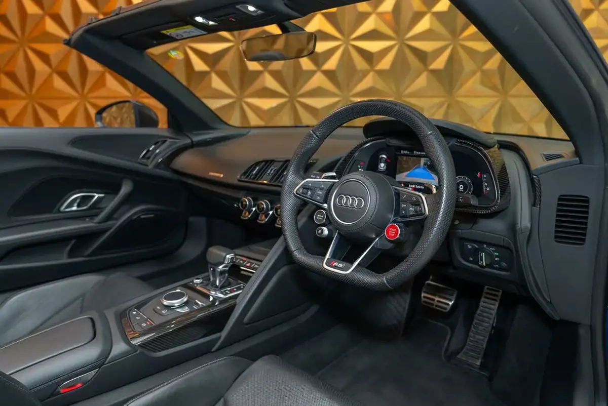 2020-audi-r8-52-fsi-v10-performance-carbon-black-spyder-big-12