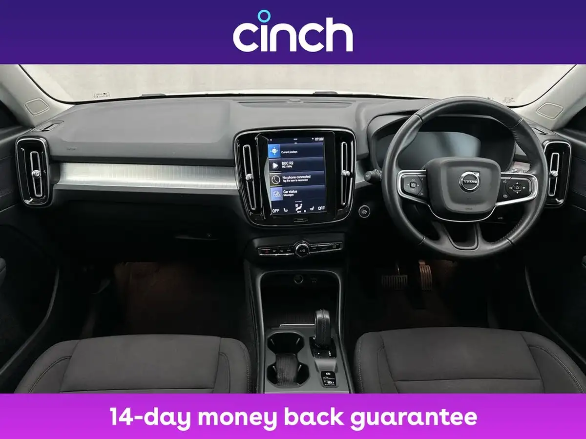 2020-volvo-xc40-15-t3-momentum-geartronic-big-10