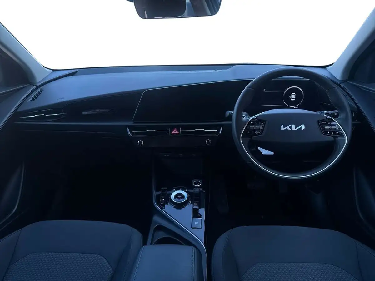 2023-kia-niro-ev-e-2-big-8