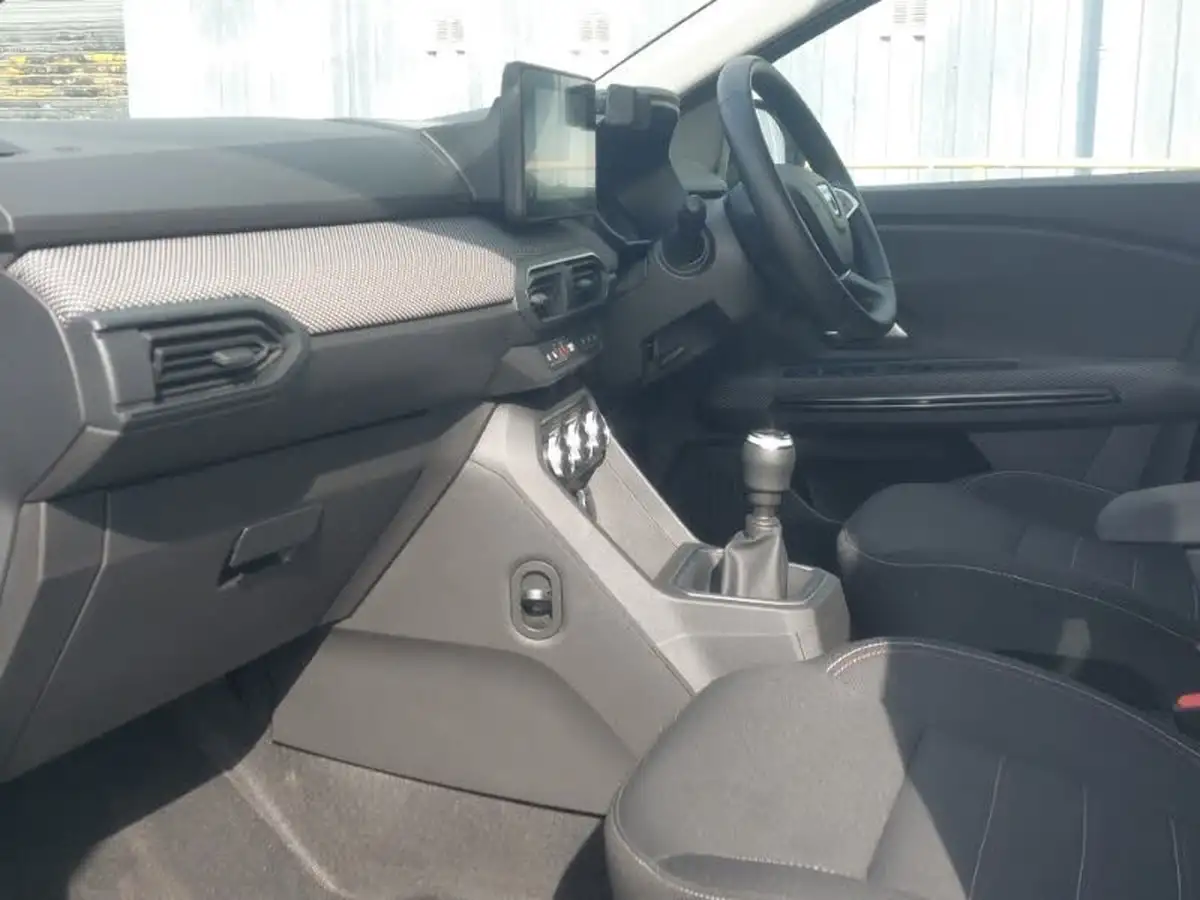 2023-dacia-jogger-10-tce-extreme-se-big-4
