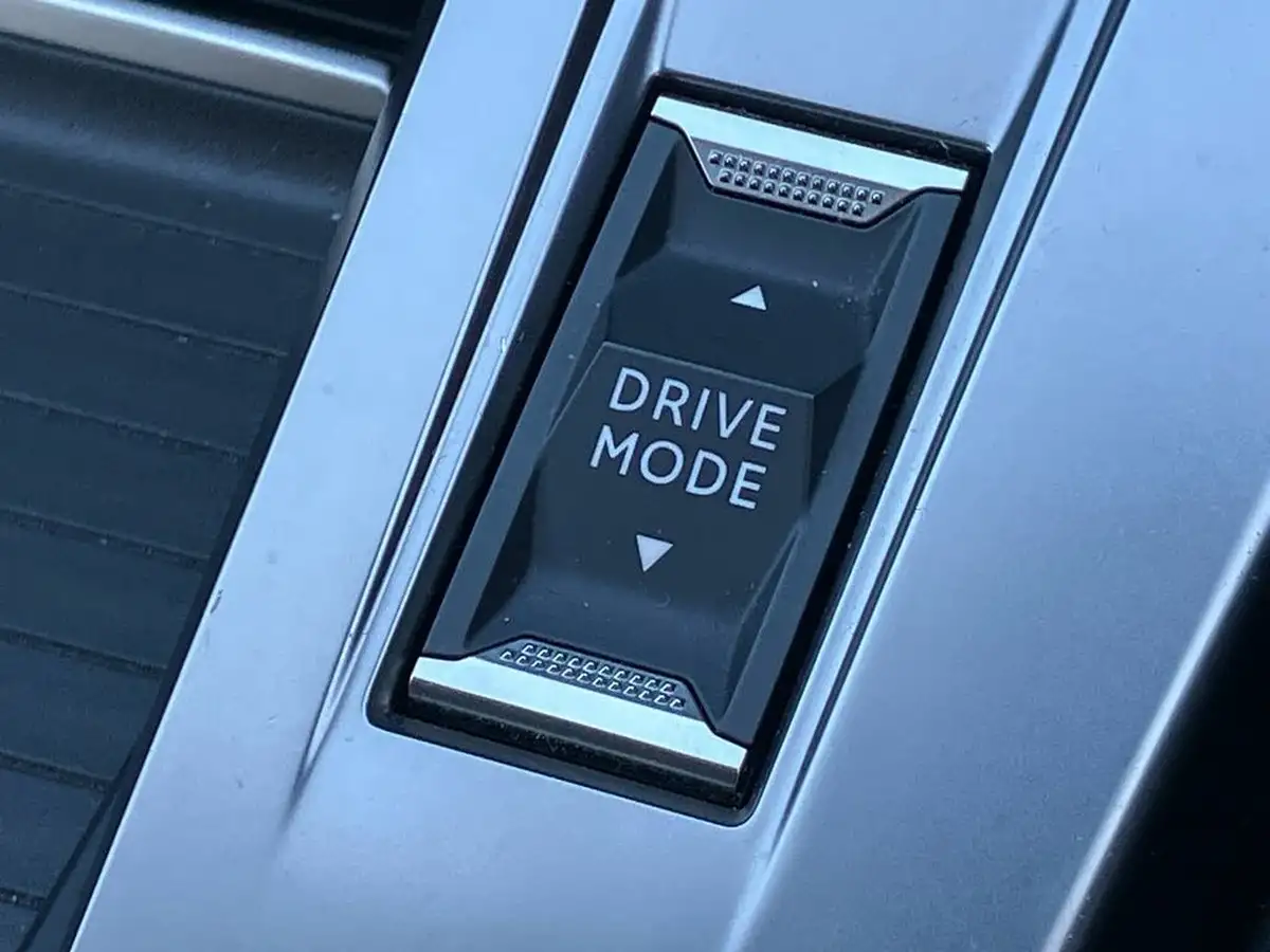 2023-peugeot-308-sw-12-puretech-allure-130ps-ss-eat8-big-52