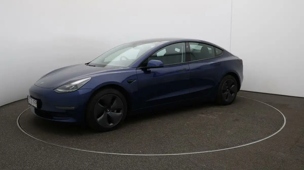 2020-tesla-model-3-e-long-range-big-60