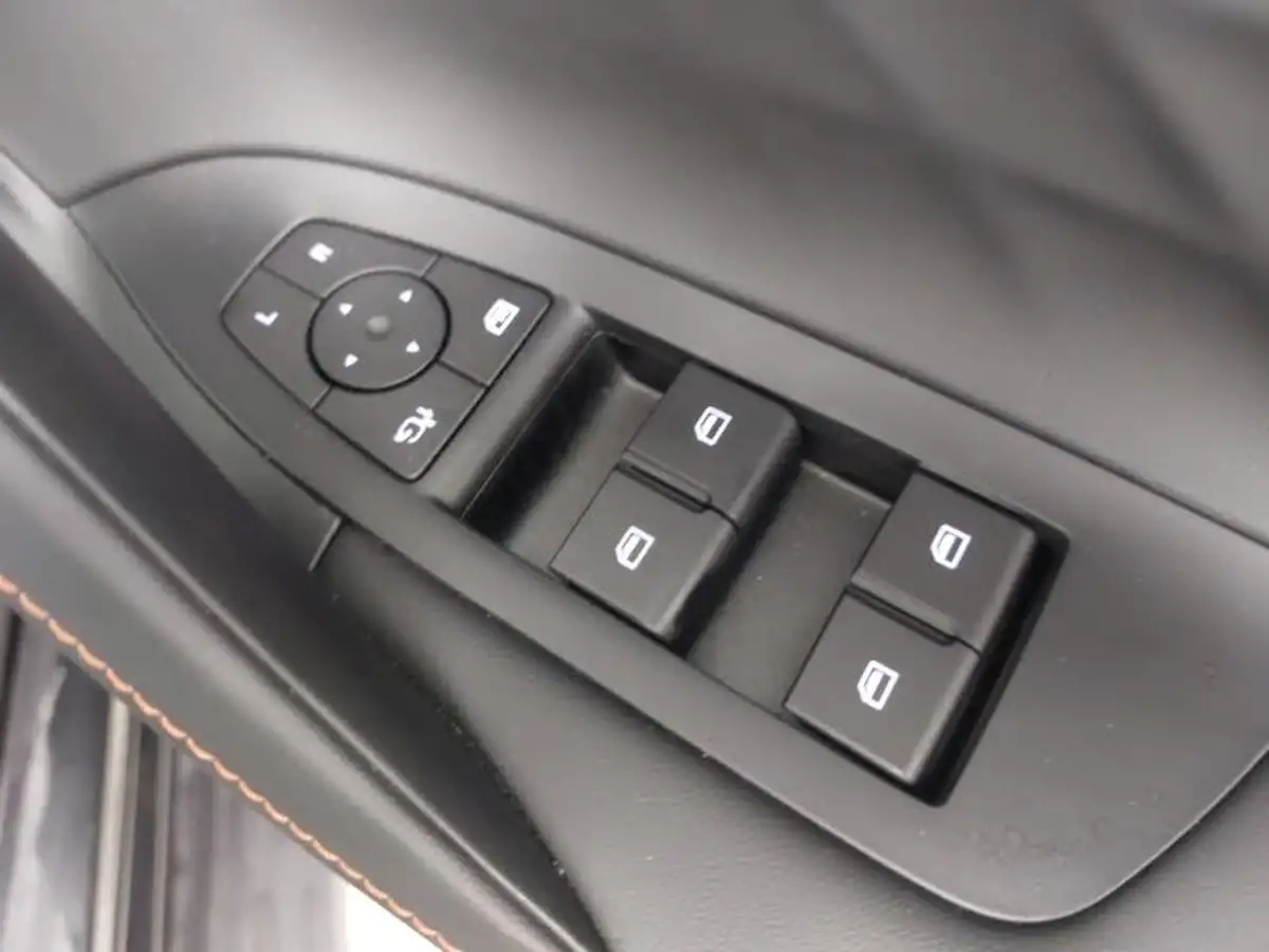 2024-mg-hs-15t-gdi-trophy-273ps-plug-in-hybrid-1496cc-auto-big-10