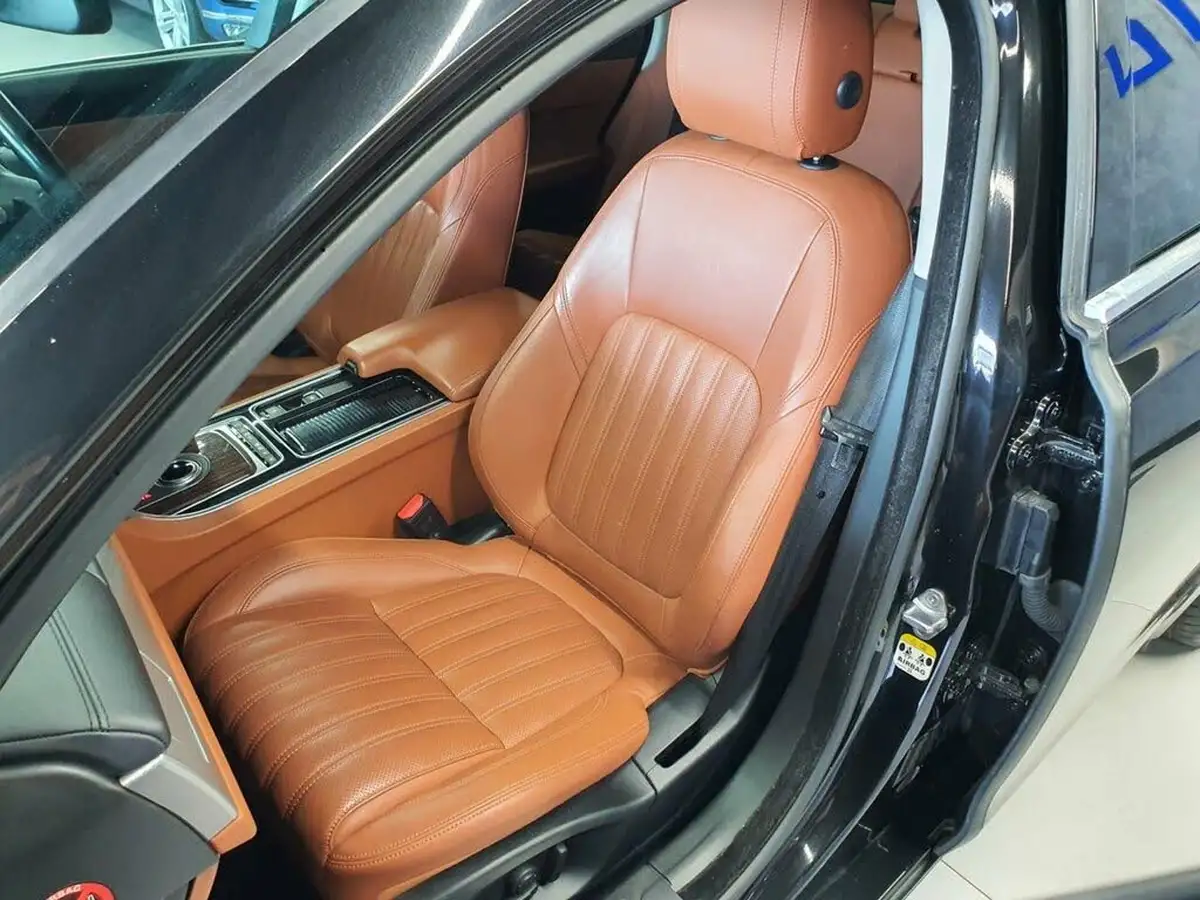 2016-jaguar-xf-20td-portfolio-180ps-auto-big-32