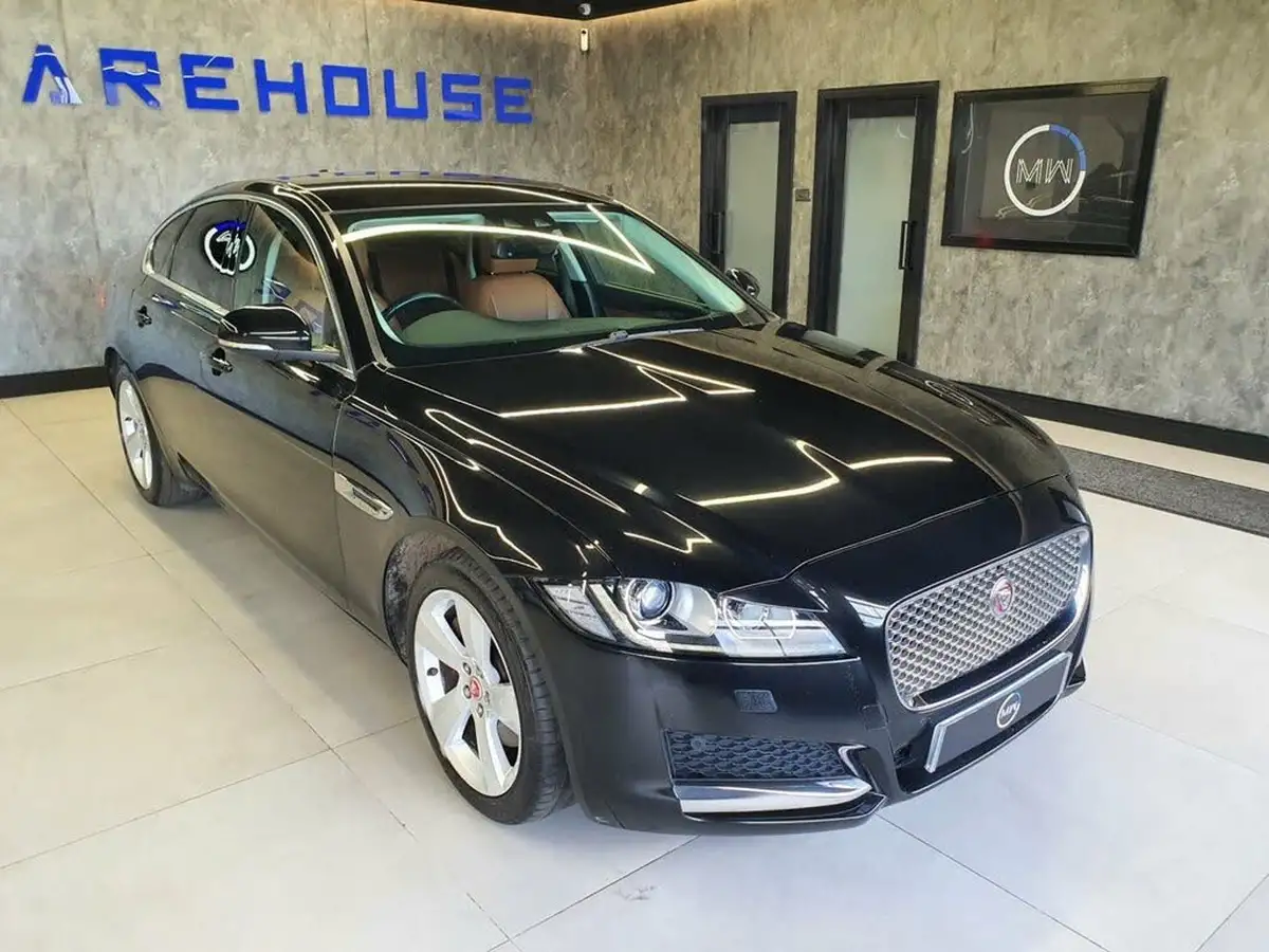 2016-jaguar-xf-20td-portfolio-180ps-auto-big-8