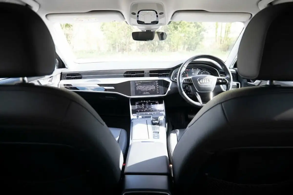 2019-audi-a6-saloon-20-45-tfsi-sport-big-2