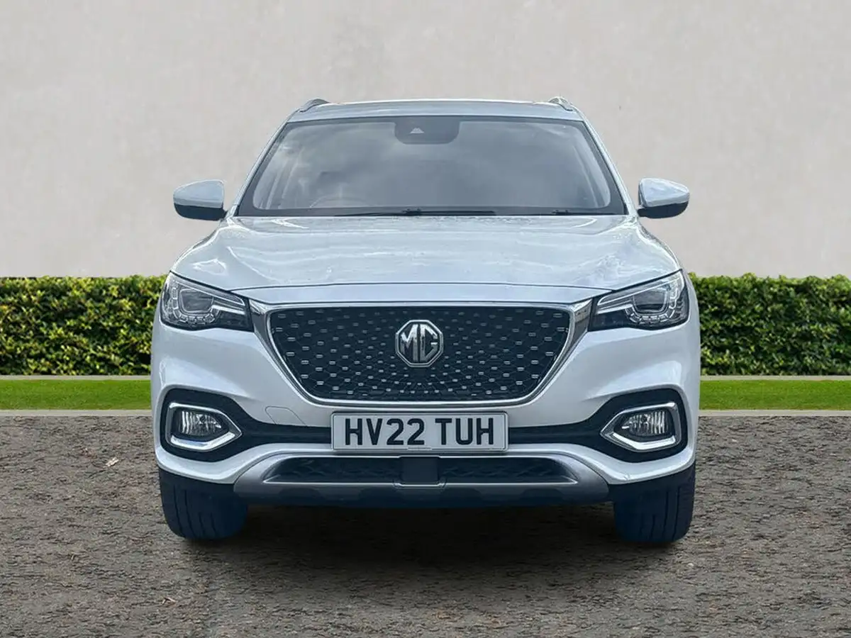 2022-mg-hs-15t-gdi-exclusive-162ps-big-7