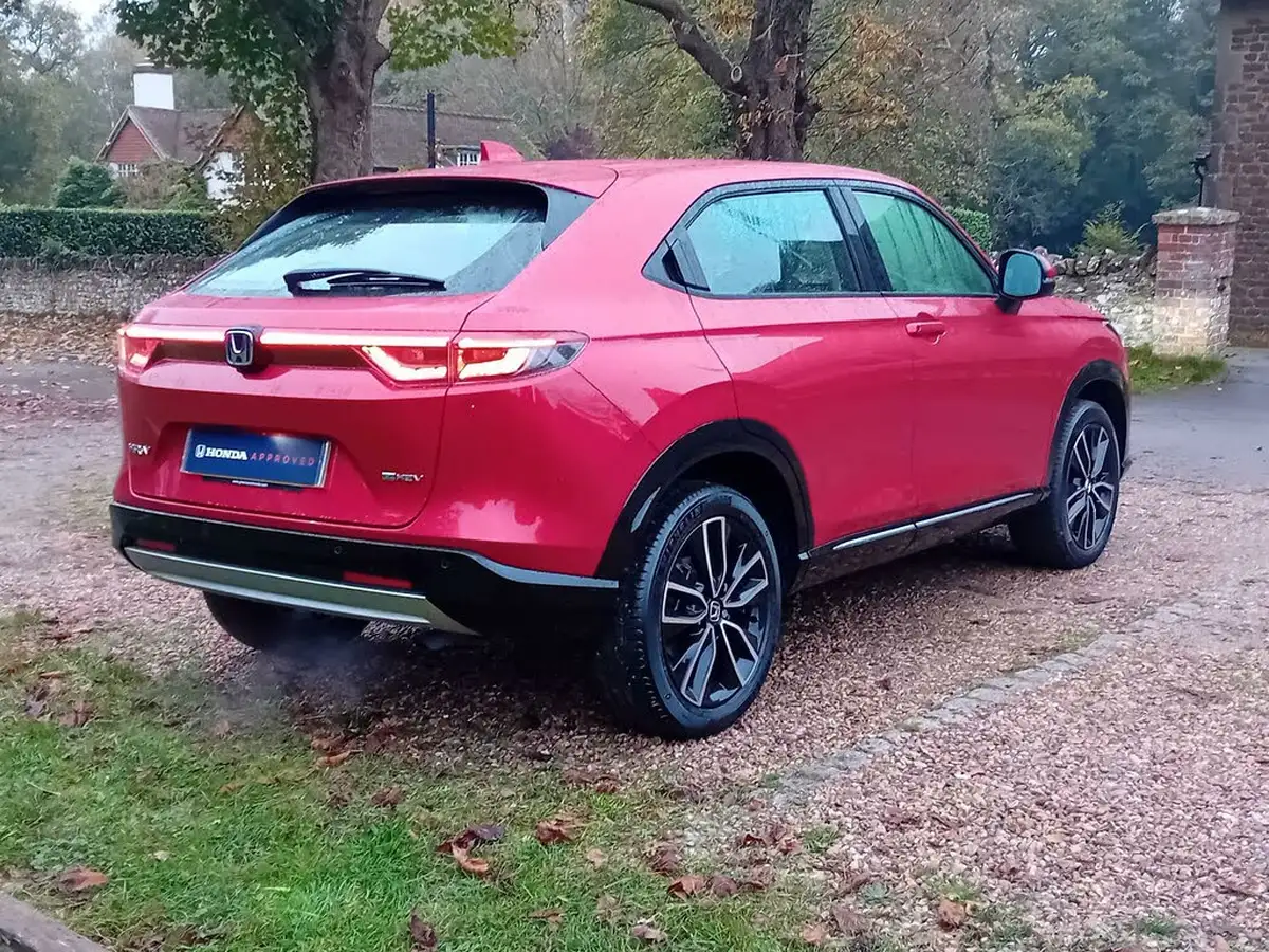 2022-honda-hr-v-15-i-mmd-advance-big-33