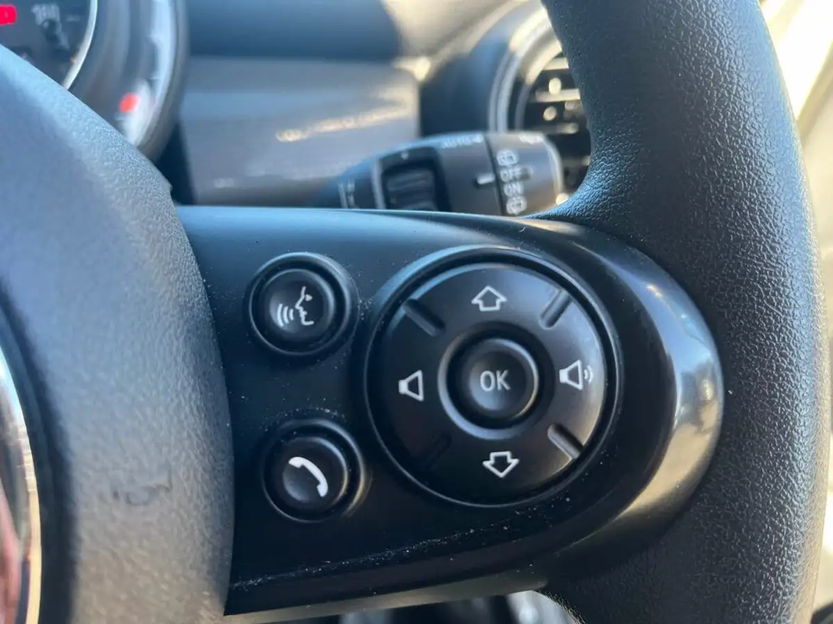 2018-mini-cooper-15-cooper-classic-ss-hatchback-5d-auto-big-21