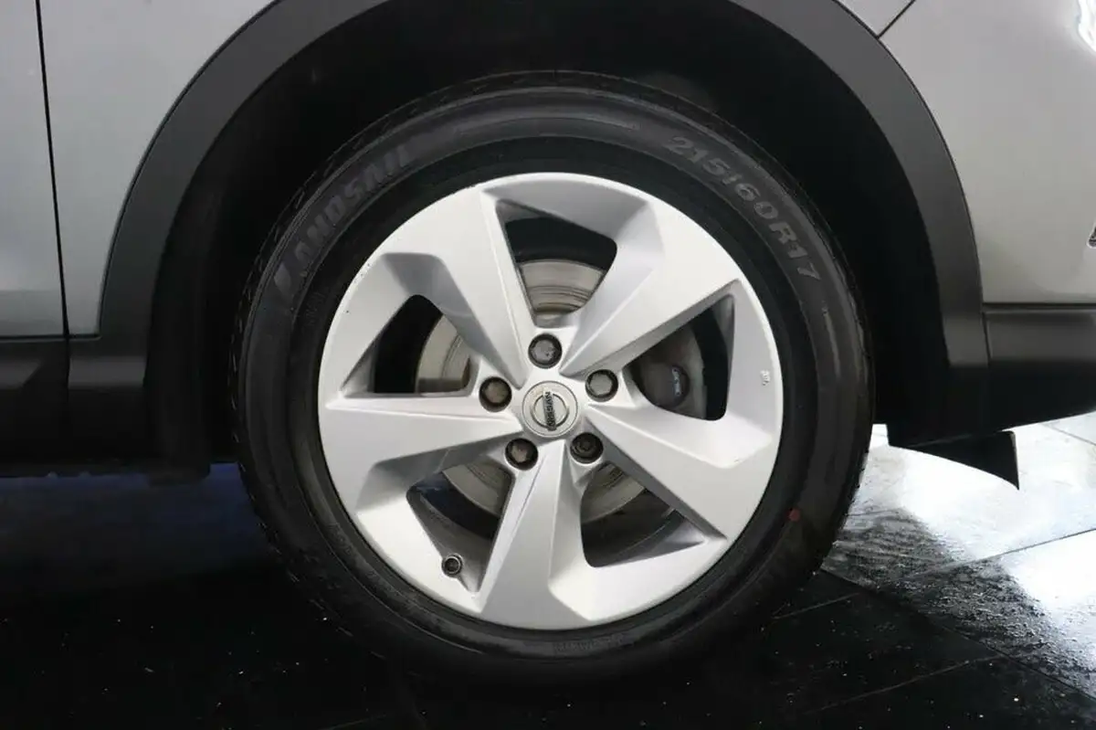 2019-nissan-qashqai-13-dig-t-acenta-premium-140ps-big-32