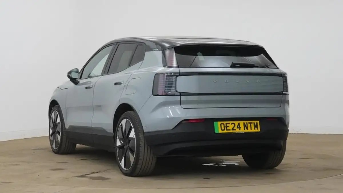 2024-volvo-ex30-e-twin-ultra-big-4