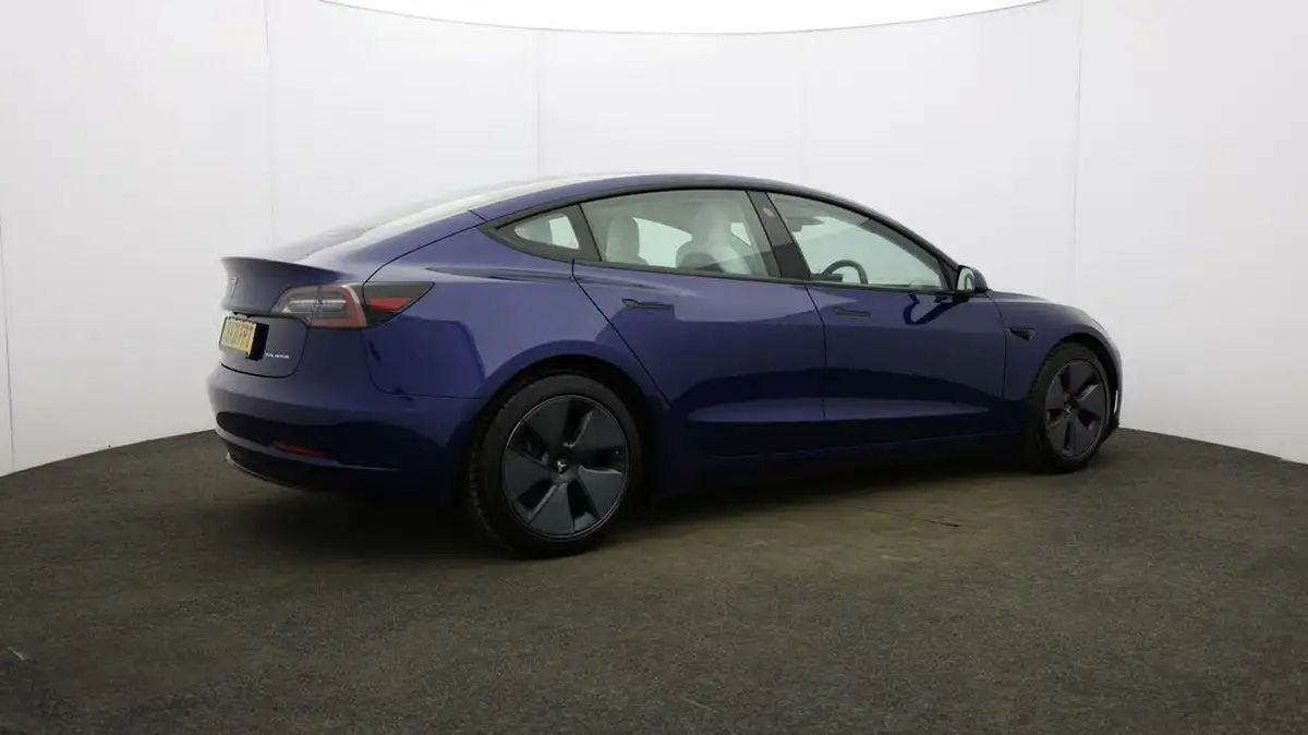 2021-tesla-model-3-e-long-range-4x4-big-48