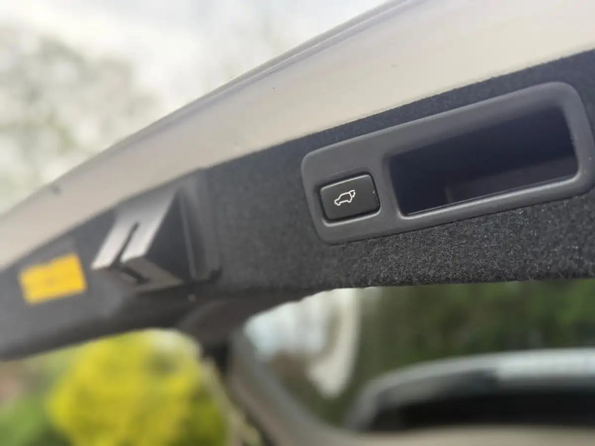 2012-lexus-rx-450h-35-advance-pan-big-18