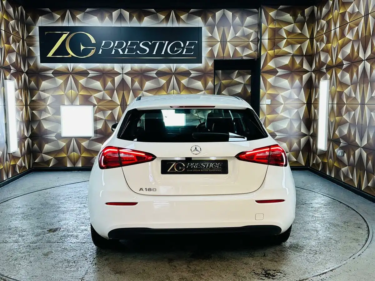 2019-mercedes-benz-a-class-big-1