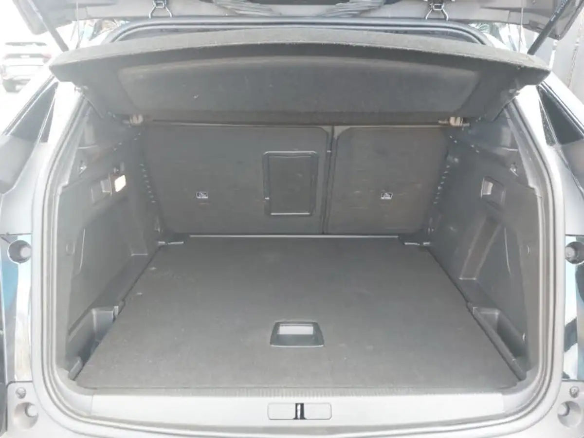 2021-peugeot-3008-suv-16-puretech-gt-180bhp-ss-eat8-big-7