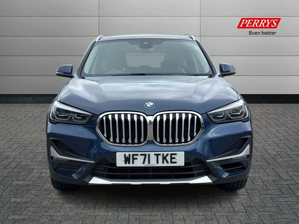 2021-bmw-x1-20-xdrive20i-xline-big-3