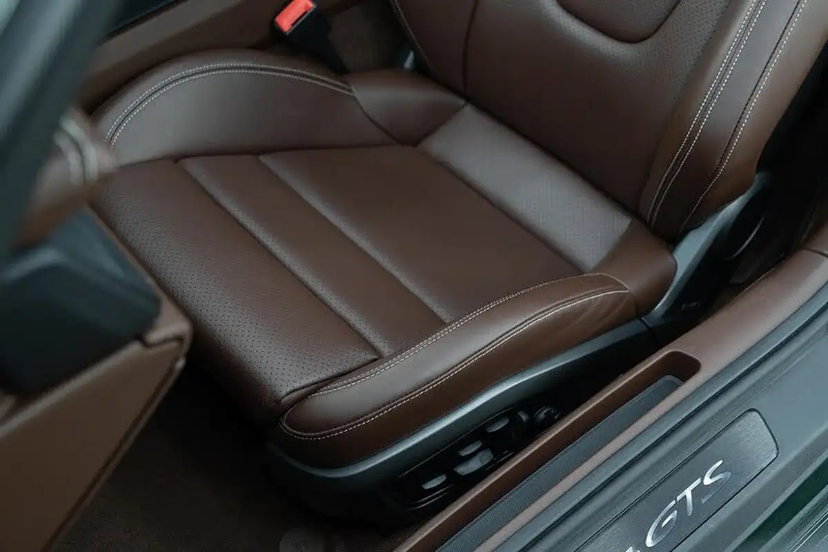 2021-porsche-911-30-carrera-gts-coupe-big-19