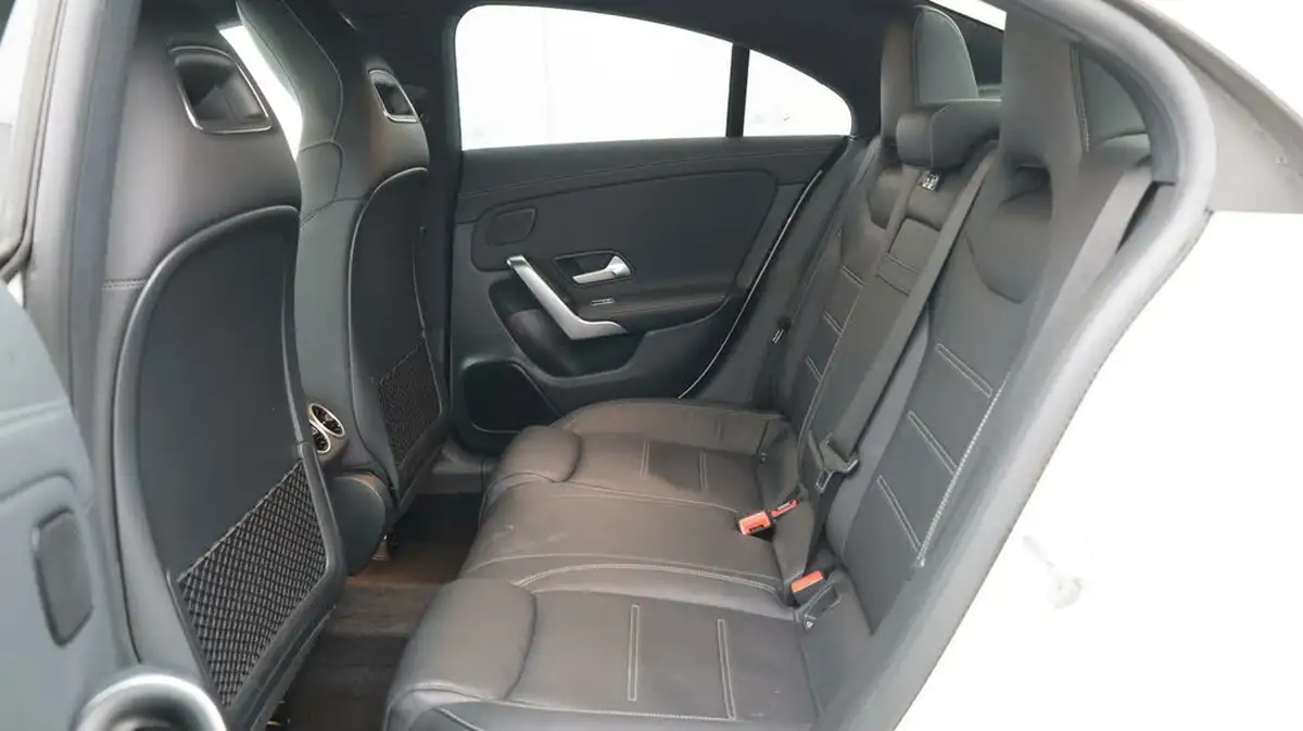 2020-mercedes-benz-cla-13-cla-180-amg-line-premium-plus-coupe-4d-big-16