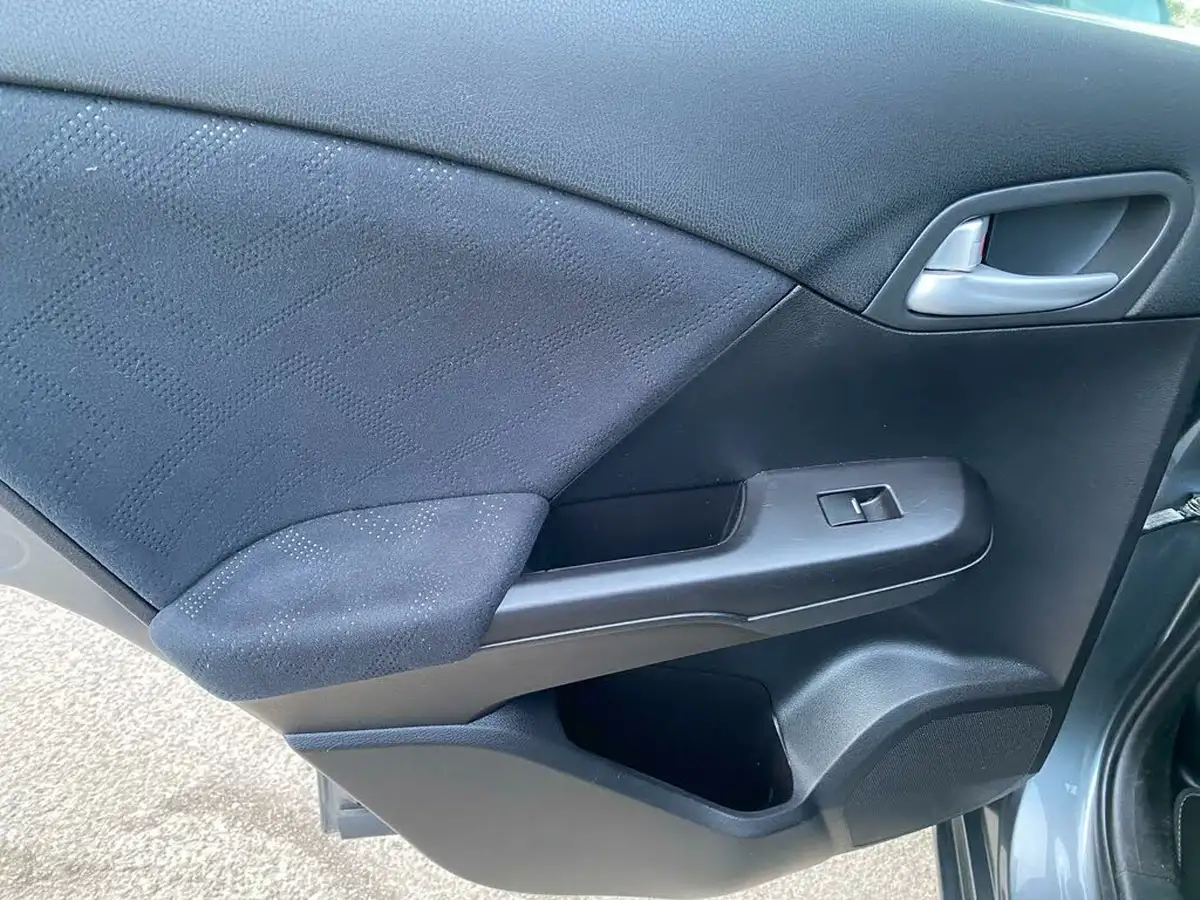 2013-honda-civic-18-es-auto-big-31