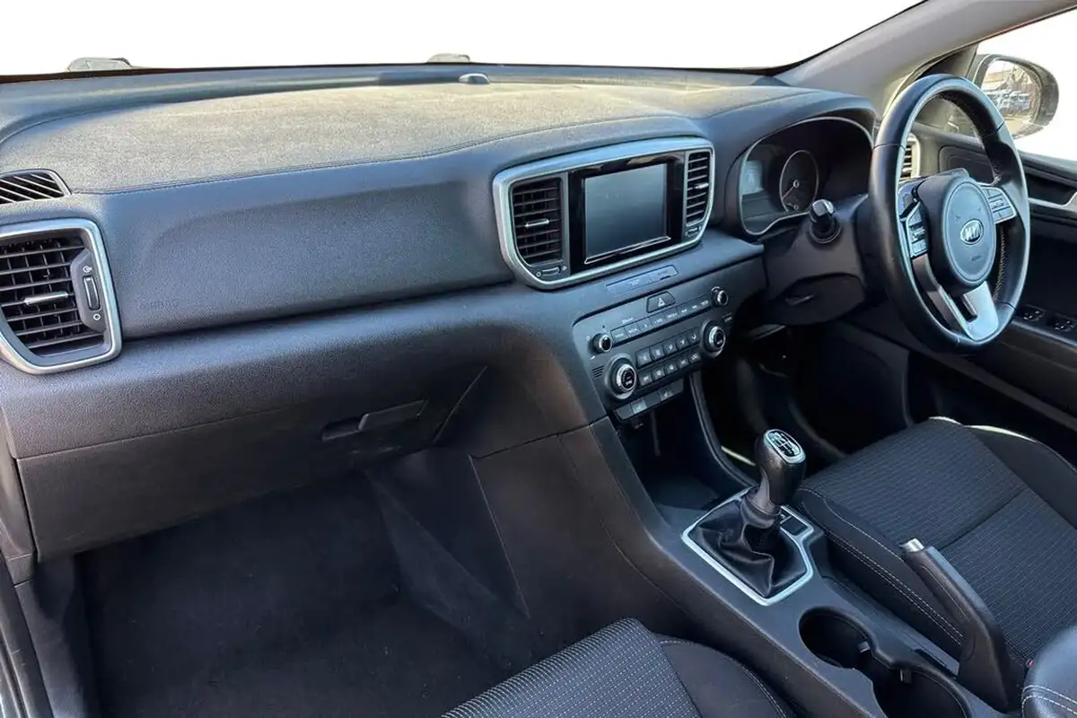 2019-kia-sportage-16-gdi-2-big-1
