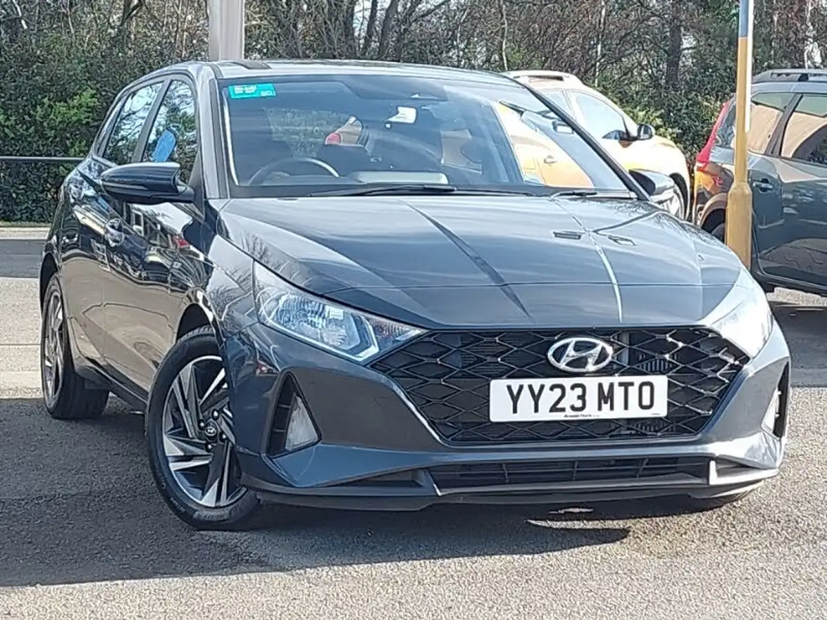 2023-hyundai-i20-10-t-gdi-se-connect-dct-big-0