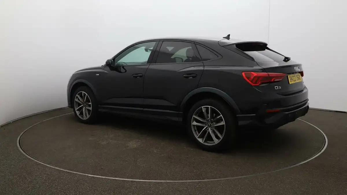 2022-audi-q3-15-35-tfsi-black-edition-cod-sportback-s-tronic-big-29