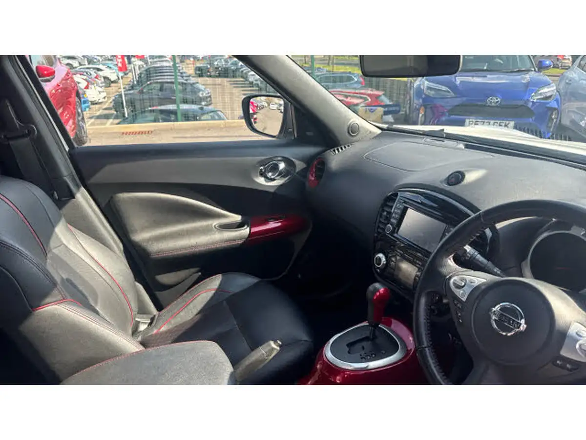 2016-nissan-juke-16-tekna-190ps-4x4-1618cc-xtronic-cvt-big-13